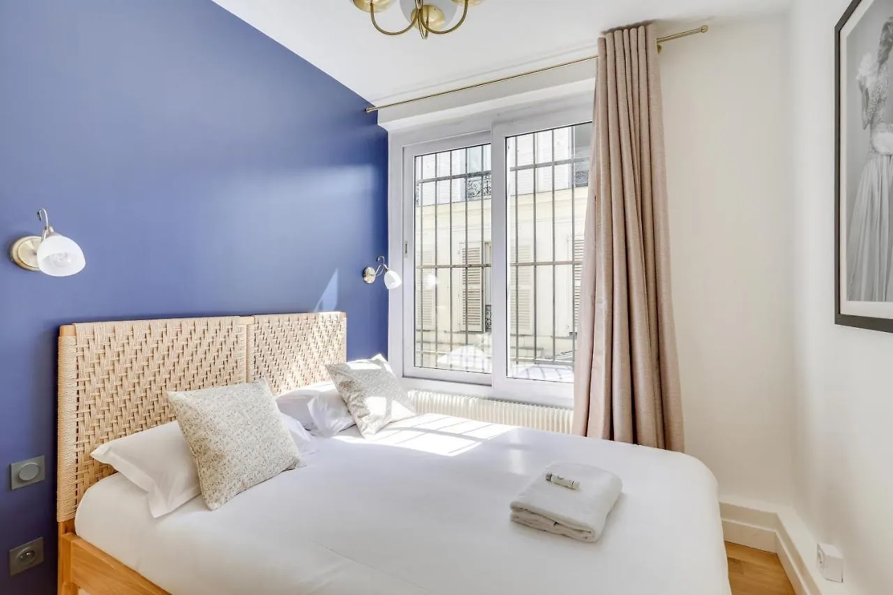 Beautiful Apartment For 8 People Paris